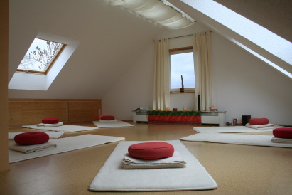 Yogaraum - Yoga Oase Obernjesa Yogaraum - Yoga Oase Obernjesa
